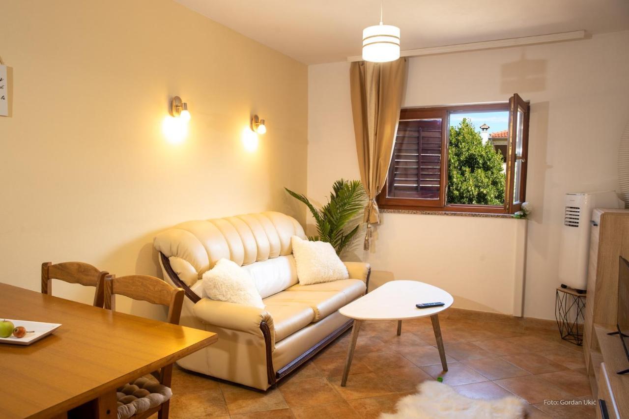 Apartment Midea Ρόβινι Εξωτερικό φωτογραφία