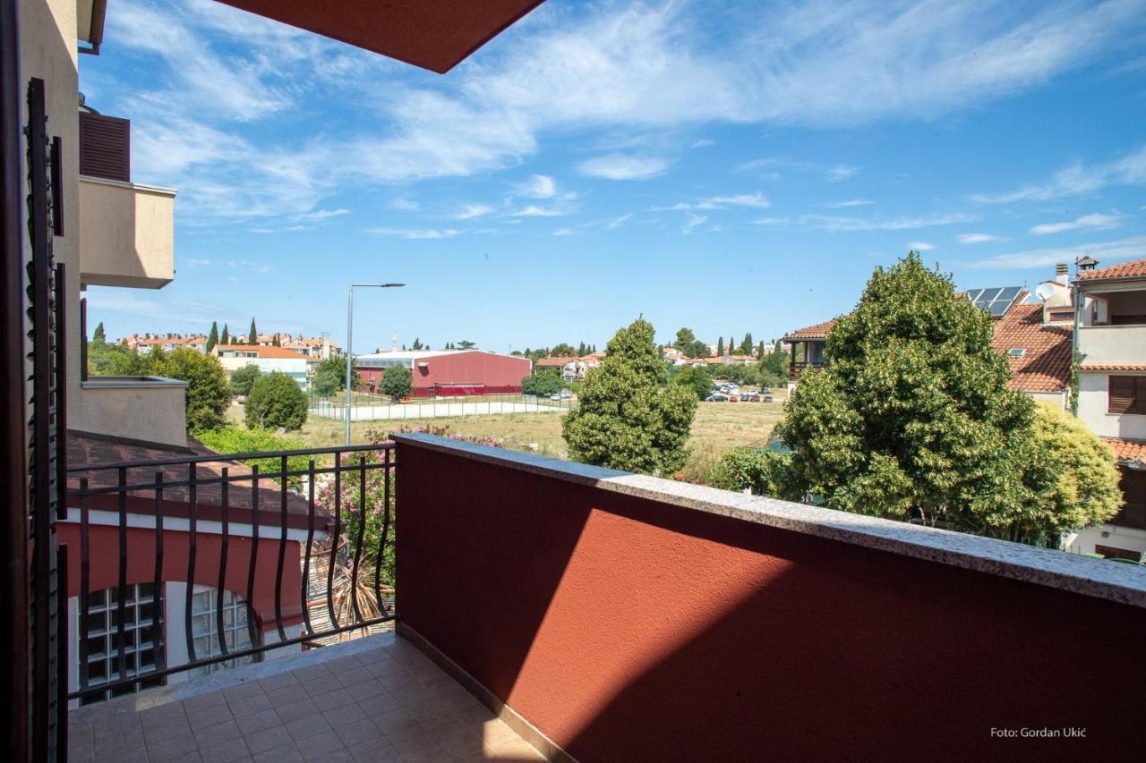 Apartment Midea Ρόβινι Εξωτερικό φωτογραφία